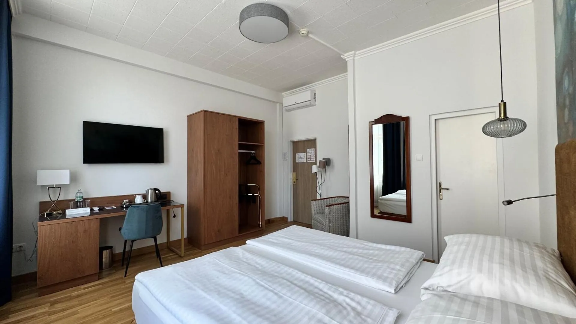 Hotel Secession An Der Oper Wien