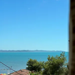 https://vila-mare.albaniahotels.org