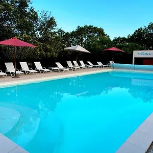 hotel-les-persedes.hotels-rhonealpes.com/