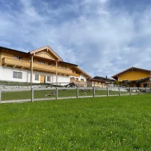 https://gut-mitterlehen.salzburghotels.net