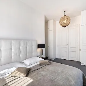 6 Apartment