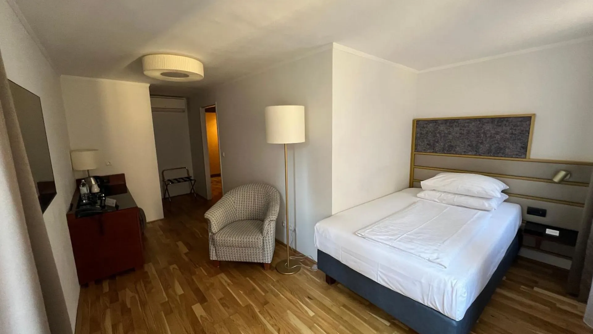 Hotel Secession An Der Oper Vienna 4*,  Austria