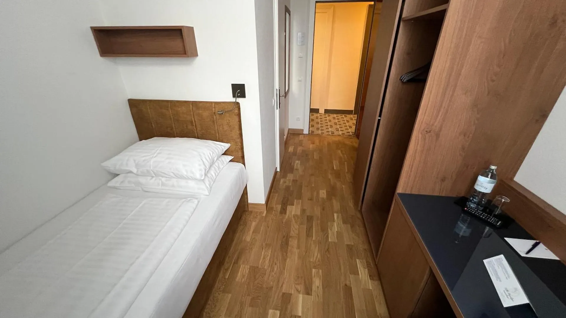 ****  Hotel Secession An Der Oper Vienna Austria