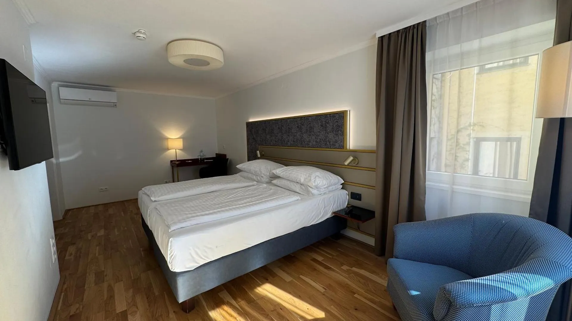 ****  Hotel Secession An Der Oper Vienna Austria